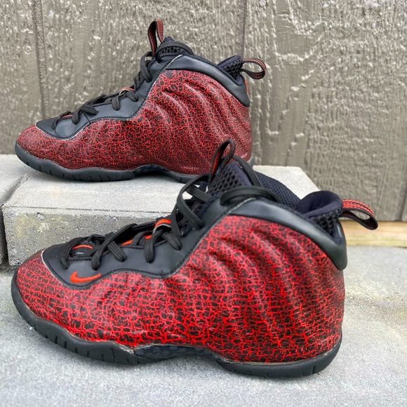 Kids nike foamposite lava (size 1) - Picture 1 of 4